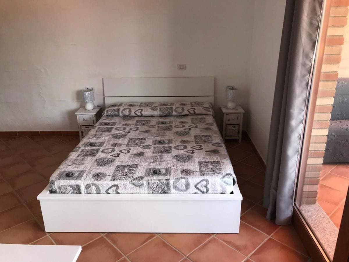Foto 3 von 39: Studio Apartment with Sea View