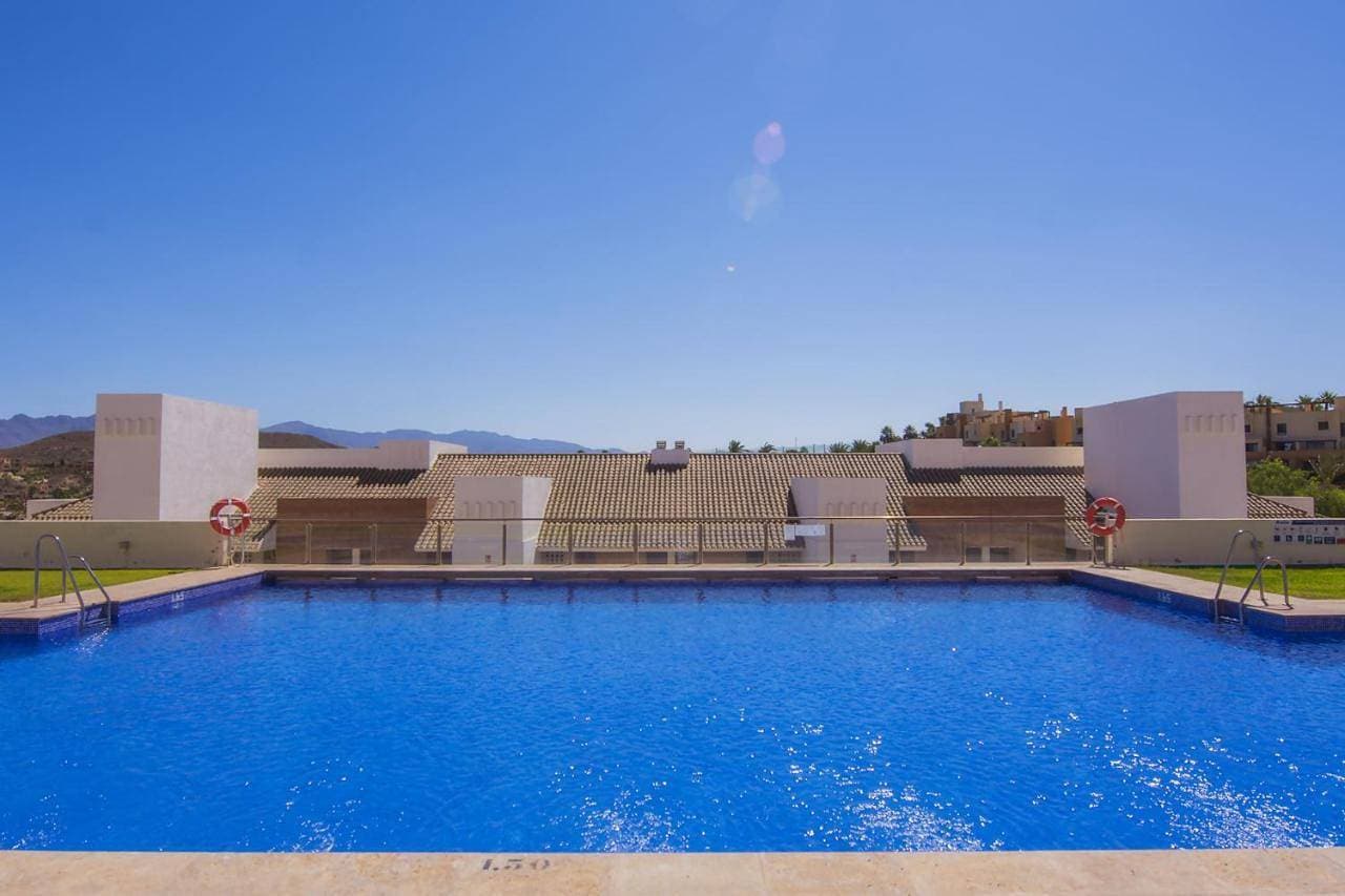 Apartamento a Estrenar Piscina y Parking Gratis 1