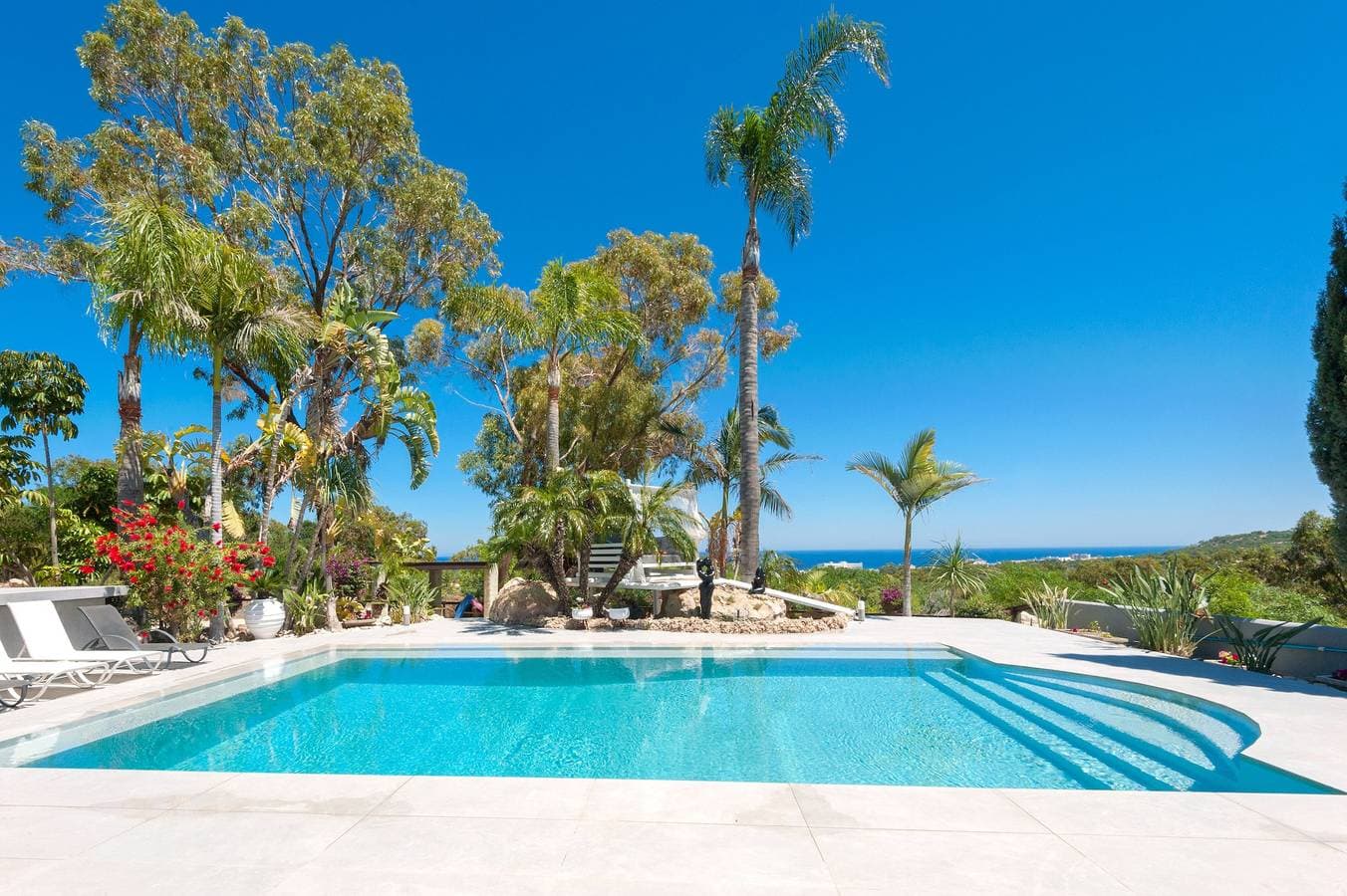 Foto 6 von 45: Villa für 7 Personen mit Garten