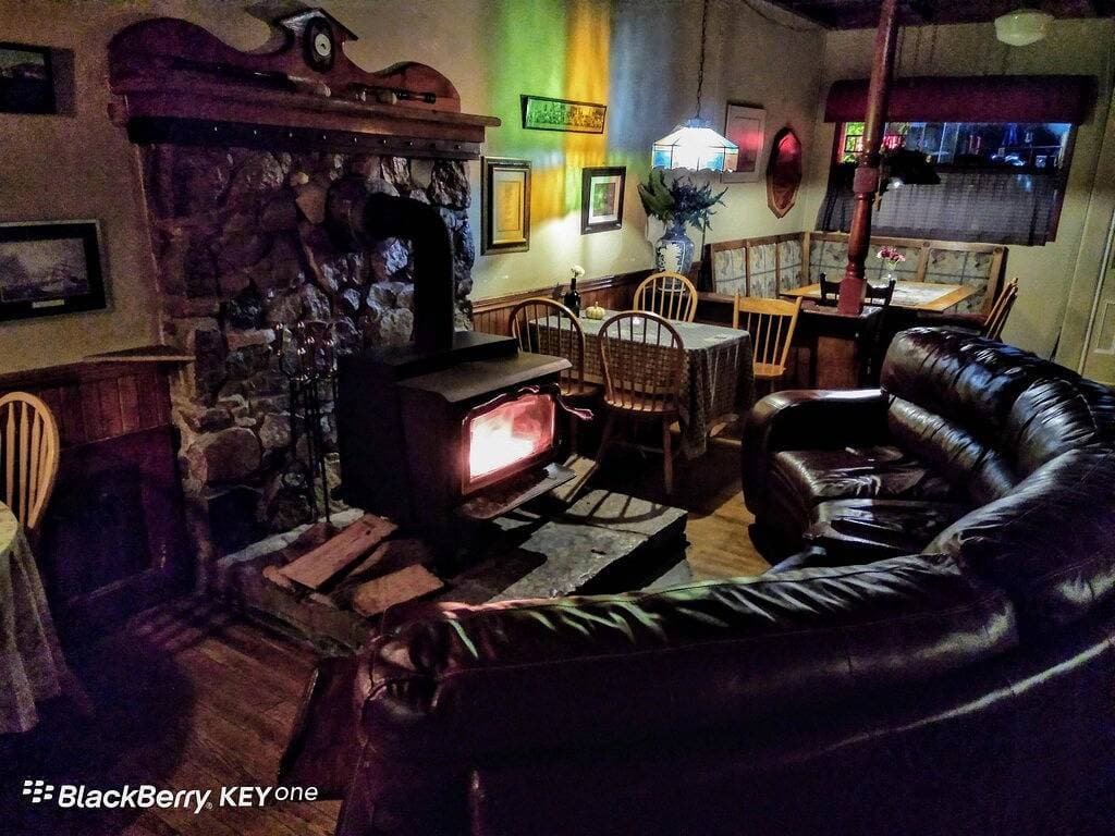 Foto 6 von 50: Port Albert Inn.  Im schönen Hafen Albert, Ontario