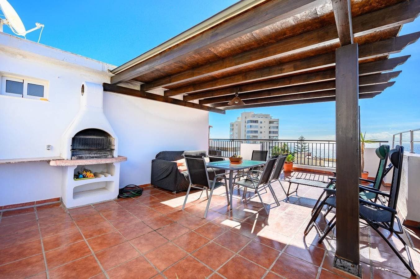 Foto 3 von 31: Fantastisches Duplex-Penthouse mit Meerblick, WLAN und Klimaanlage