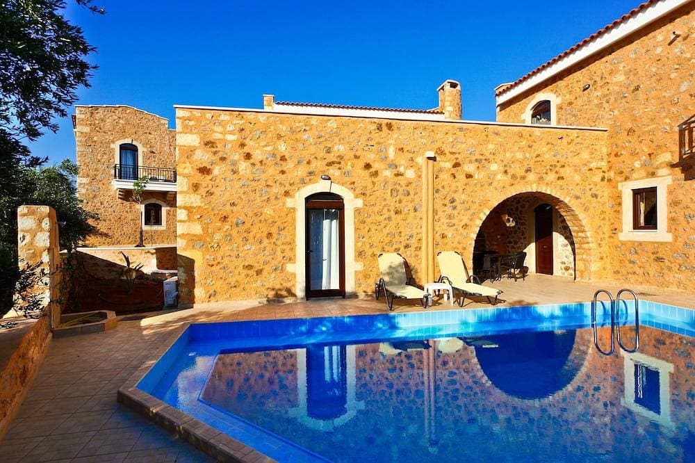 Stone villa with private pool 1