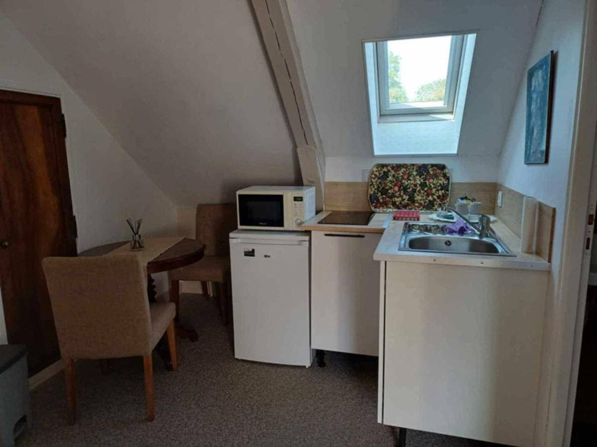 Foto 4 von 12: One-Bedroom Apartment