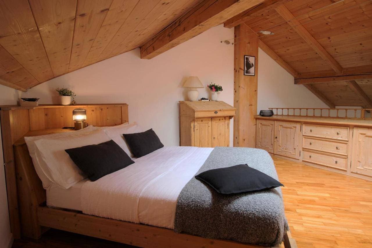 Foto 5 von 37: Two-Bedroom Apartment