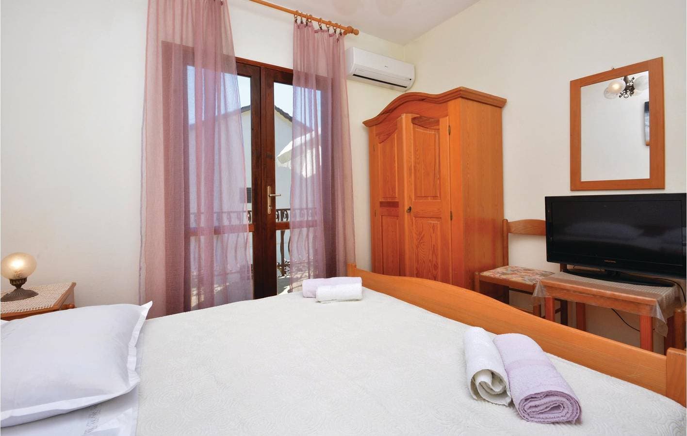 Foto 10 von 20: Gemütliche Wohnung mit Terrasse, WLAN und Parkplatz, 2,5 km vom Strand entfernt