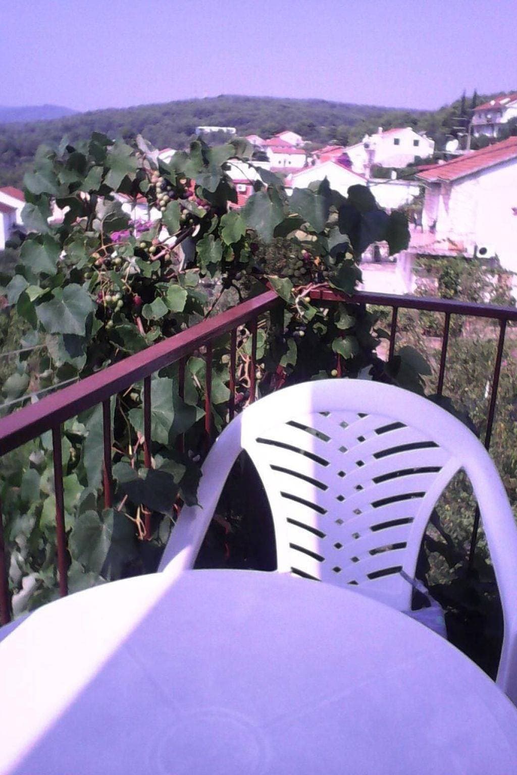 Foto 5 von 6: Schöne Ferienwohnung in Jelsa mit Schönem Balkon