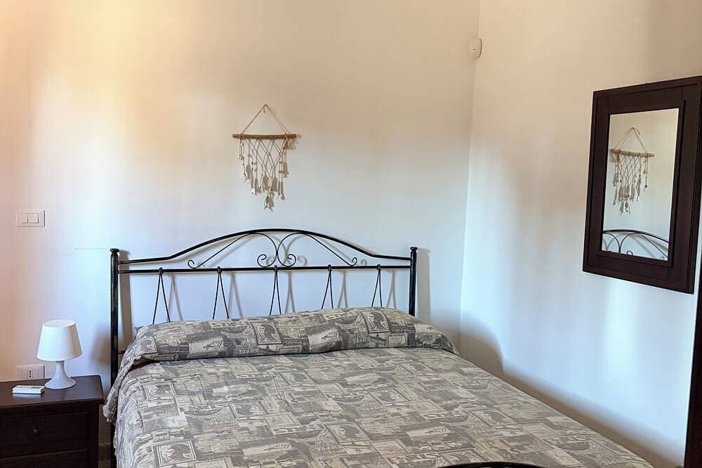 Foto 3 von 30: Salento: In San Gregorio Villa Mit Civeury Olive Grove, Garten Und Porch