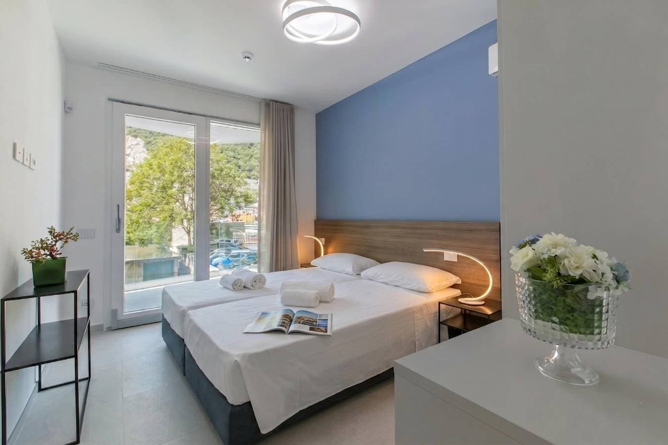 Nua Boutique Apartaments 10 Towncentre 1