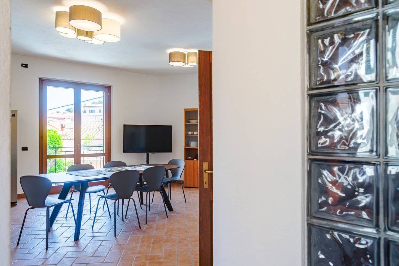 Foto 5 von 20: Ferienwohnung für 6 Personen mit Balkon