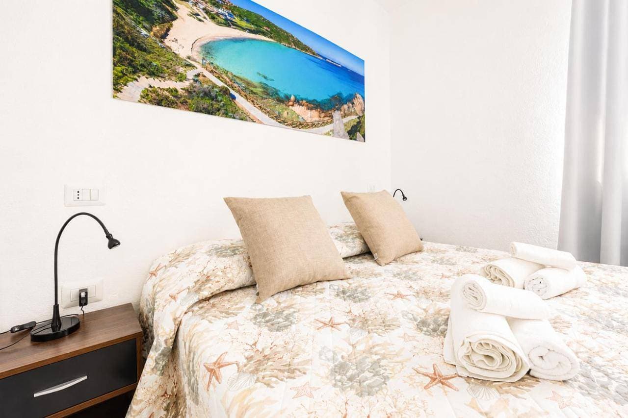 Ruoni Modern Rooms - Posizione strategica tra Santa Teresa, Palau e La Maddalena 1