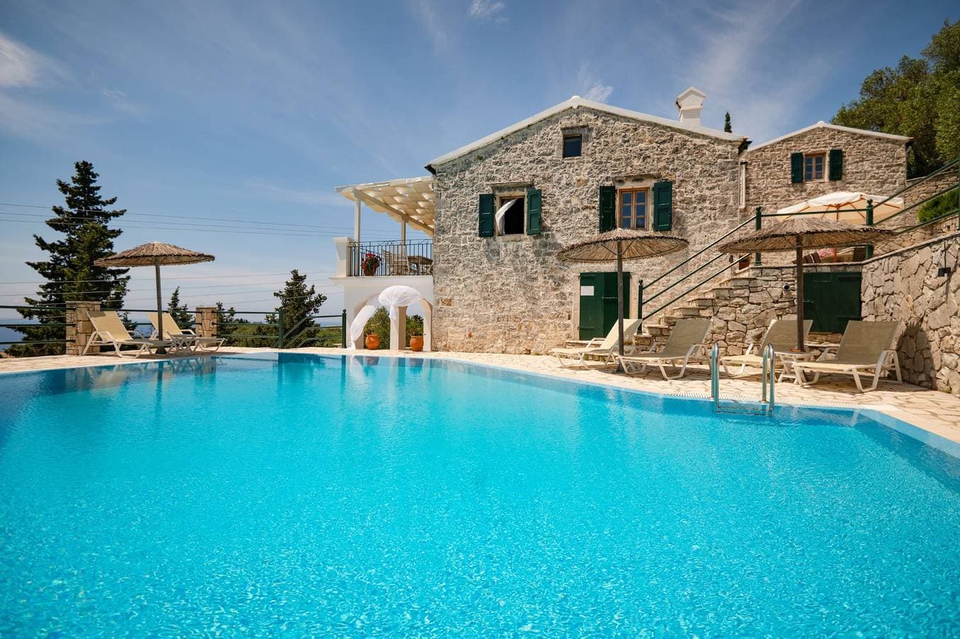 Foto 2 von 50: Villa Katerini
