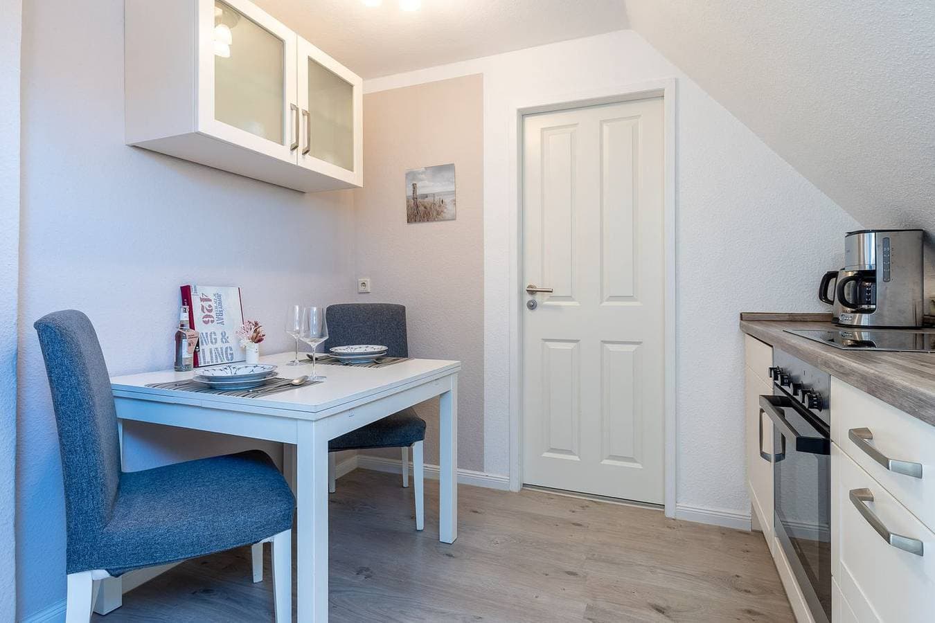 Foto 9 von 29: Schöne 2-Zimmerwohnung im 1. Obergeschoss mit Balkon im Ortsteil Dorf