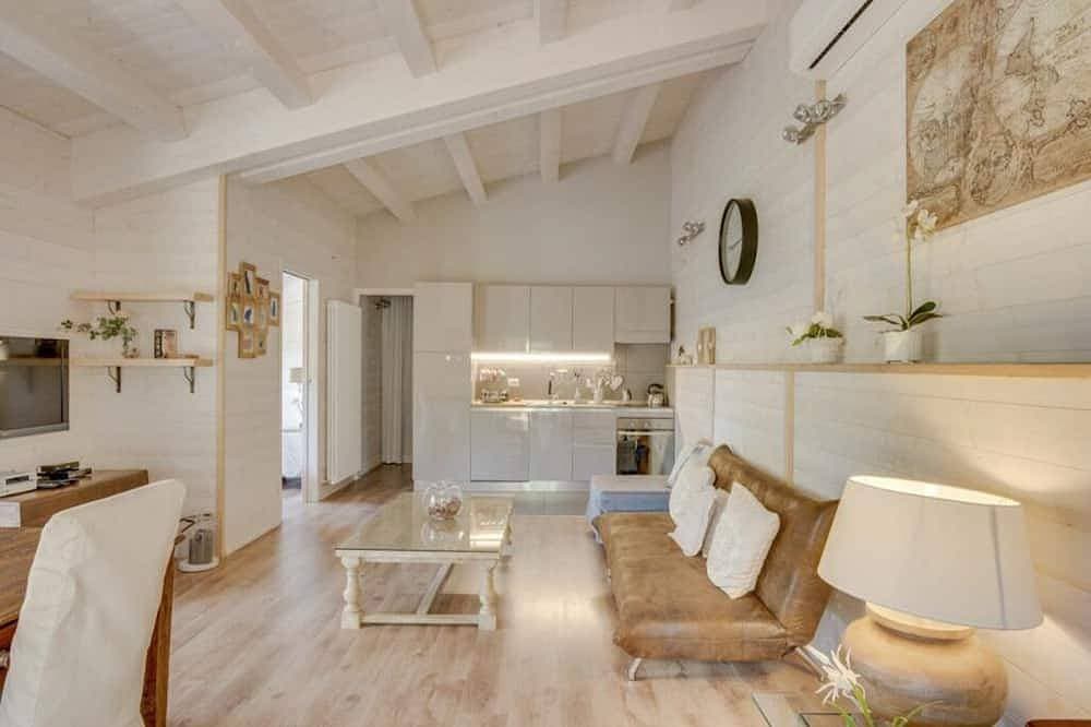 Foto 12 von 23: Wunderschöne Loft mit hohen Decken, Holzinterieur und Panoramaterrasse, Pool