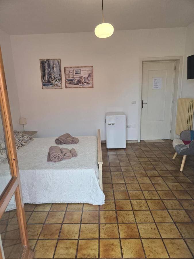 Foto 5 von 11: Double Room with Private External Bathroom