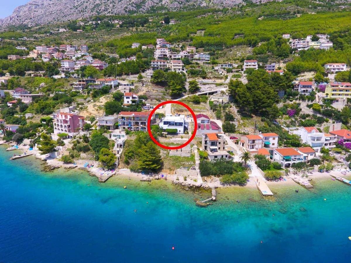 Family-friendly apartments with swimming pool Zavode, Omis - 1021 1