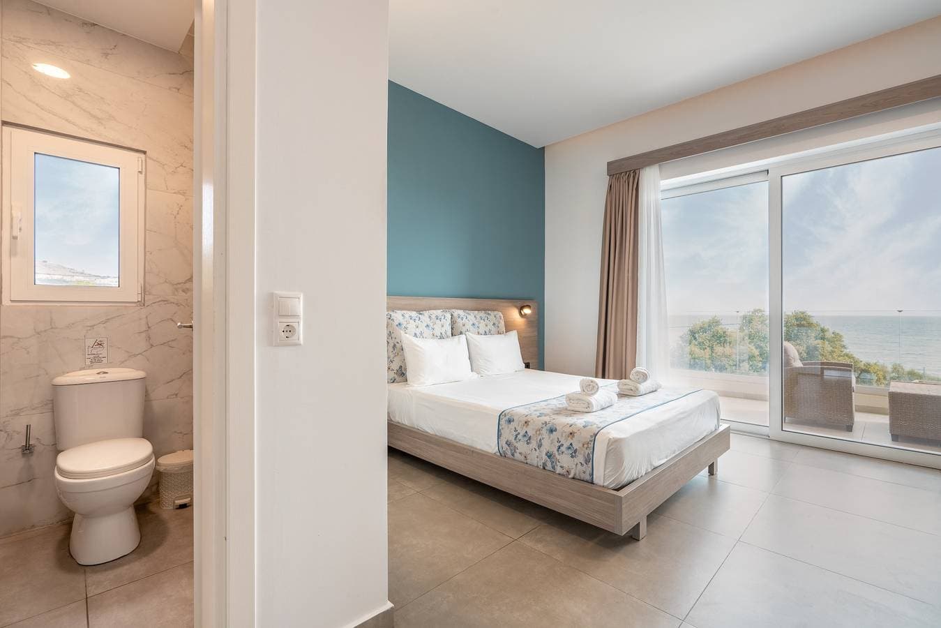 Foto 11 von 25: Ferienwohnung 'Tesoro Del Mare mit Meerblick 1' mit Meerblick, WLAN und Klimaanlage