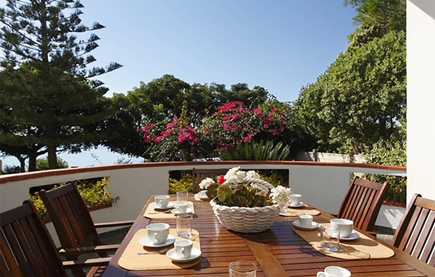 Foto 4 von 42: Apartment mit Meerblick, Terrasse und Parkplatz - 1 km zum Strand