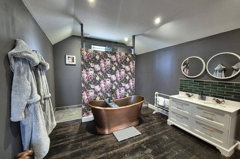 Foto 5 von 30: Cottage-Superking-Eigenes Badezimmer-Blick auf die Landschaft
