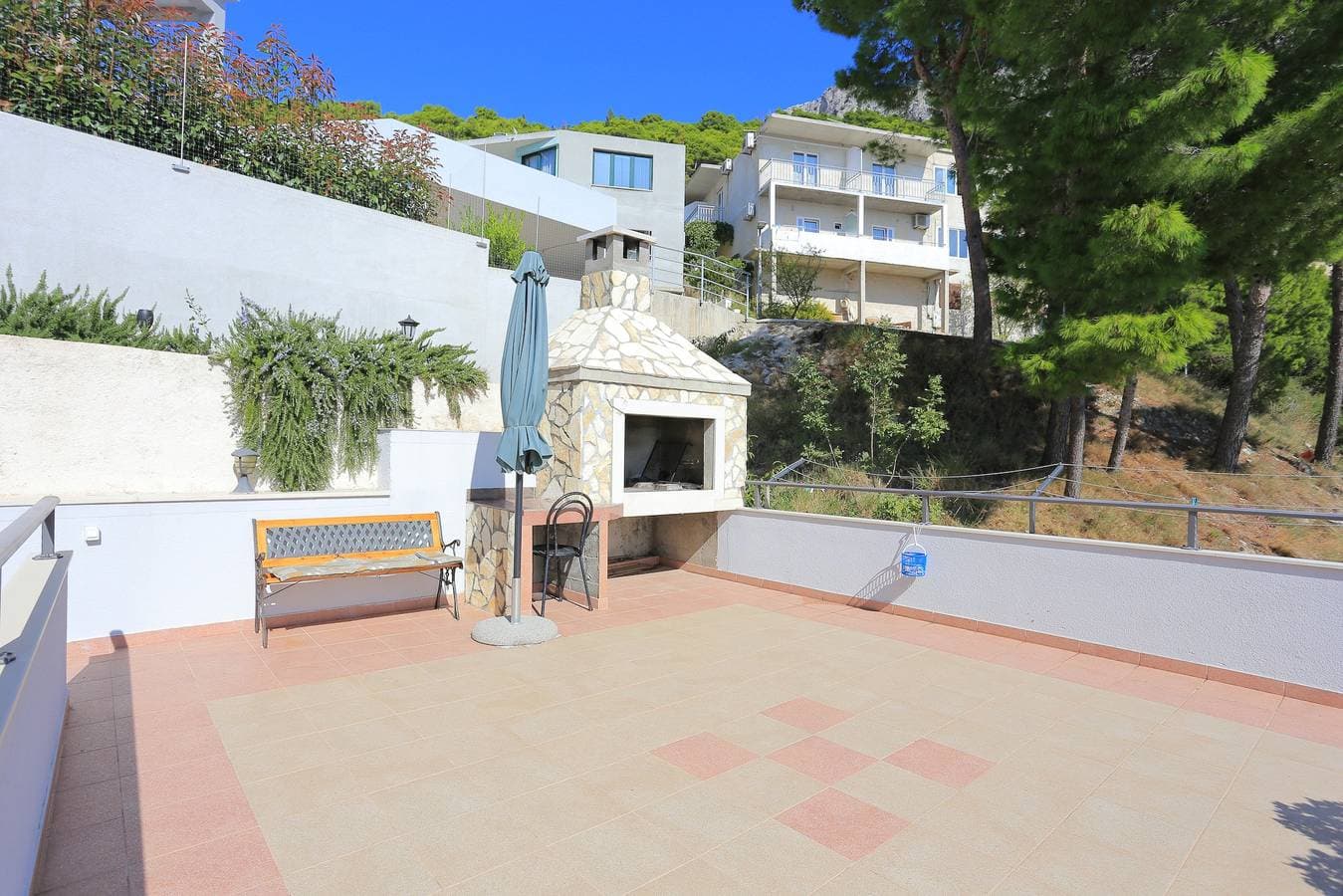 Foto 9 von 19: Studio Appartement mit Terrasse und Meerblick Brela, Makarska -a