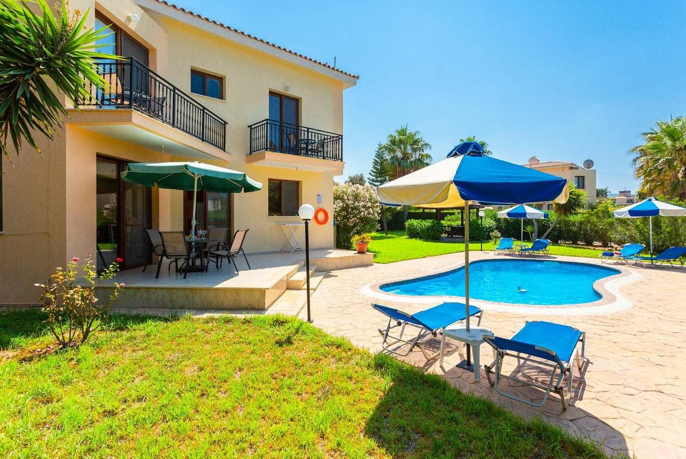 Foto 9 von 39: Villa für 7 Personen mit Meerblick