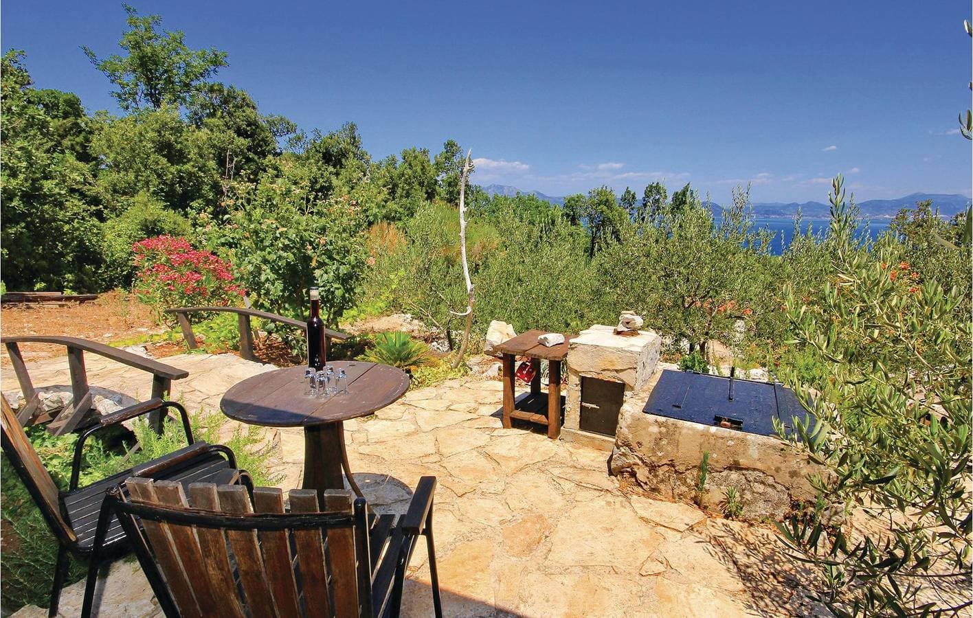 Foto 9 von 43: Gemütliche Ferienwohnung mit Terrasse und Kamin, 2,5 km vom Strand entfernt