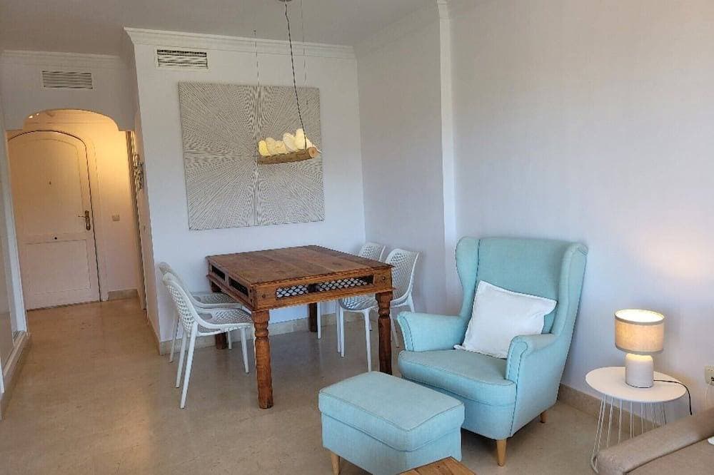 Foto 9 von 30: Attraktive 1-Zimmer-Wohnung, Los Patios de Santa Maria Golf, Elviria-Marbella