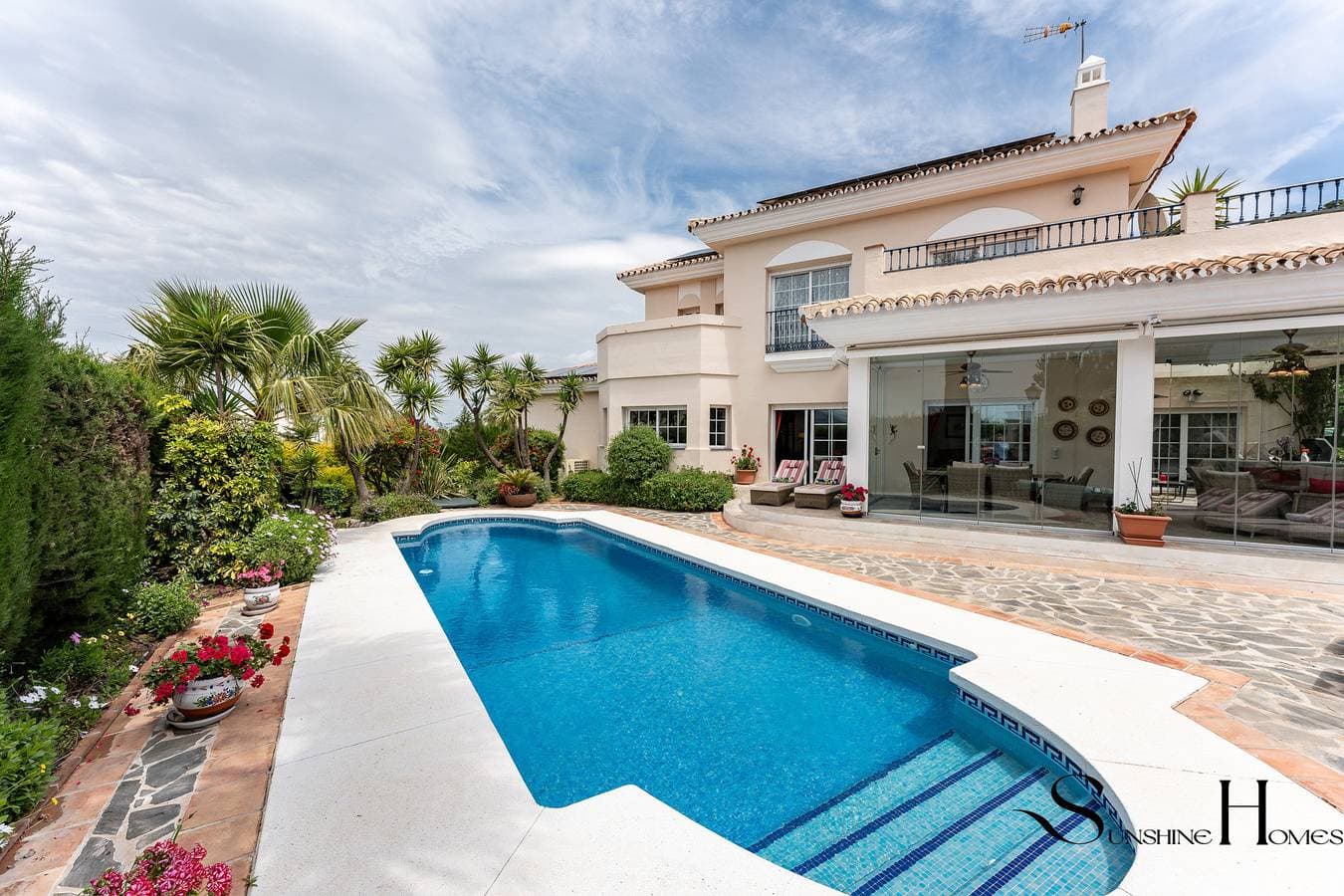 Foto 8 von 76: Luxury 3Br Villa by Alhaurín Golf w/ Heated Pool R