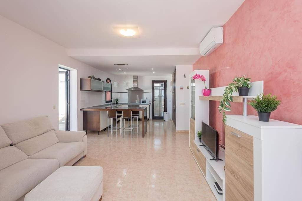 Foto 5 von 53: One-Bedroom Apartment