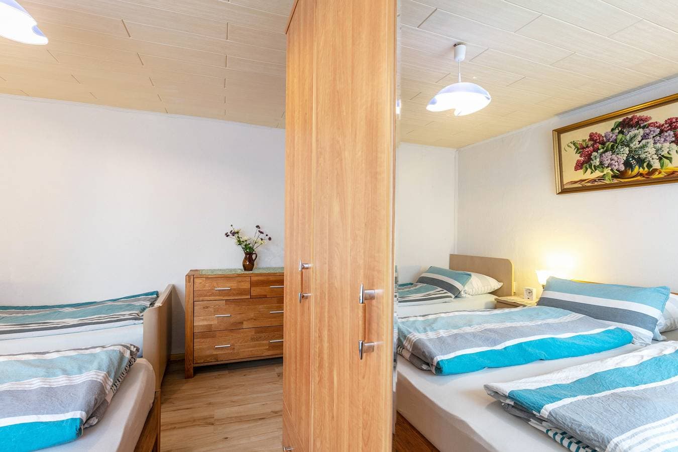 Foto 11 von 27: Ferienwohnung 'Im Blumengarten' mit WLAN, Terrasse & Garten