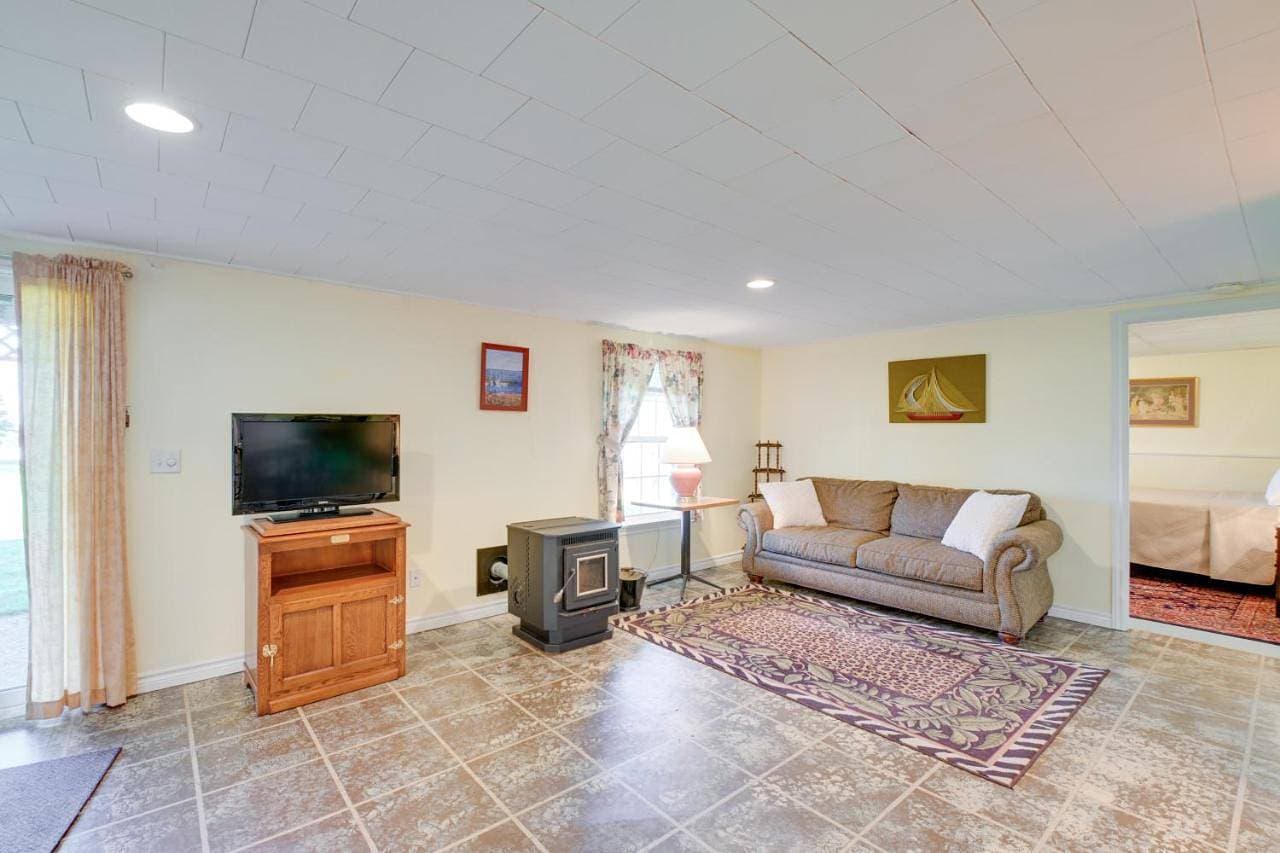 Maine Retreat w/ Ocean Views, Walk to Downtown! 1