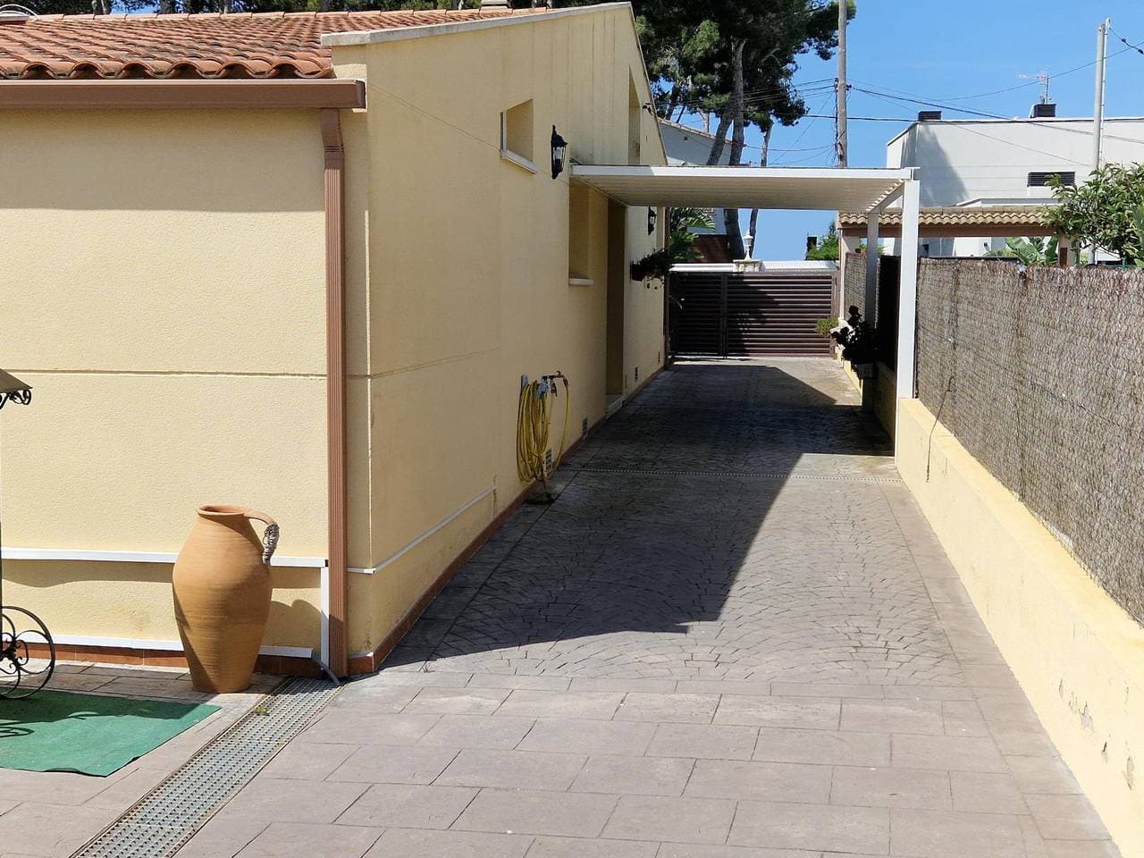 Foto 11 von 42: Ferienwohnung für 8 Personen mit Pool