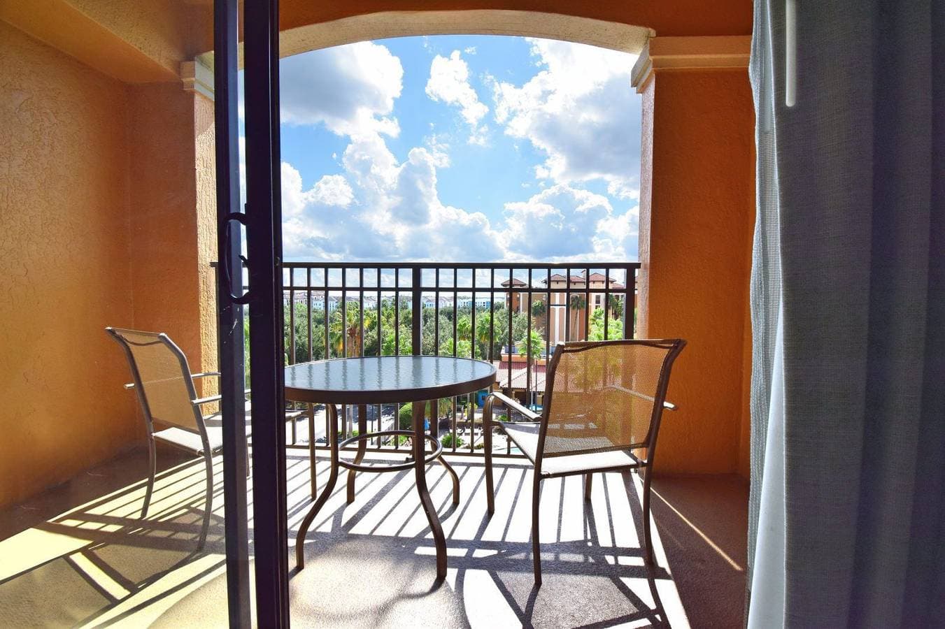 Foto 6 von 47: Ferienwohnung für 6 Personen mit Balkon