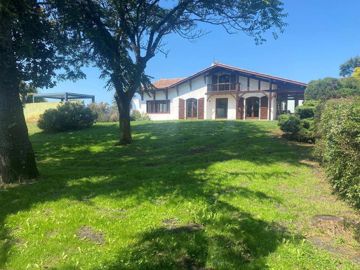 VILLA DOMAINE du DOUC 1