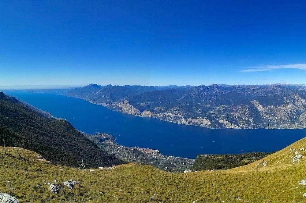 Foto 13 von 15: Apartment mit spektakulärem Blick auf den Gardasee