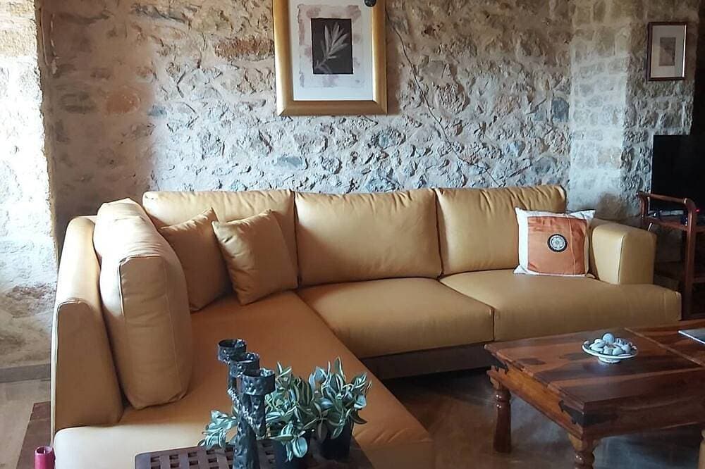 Foto 11 von 30: Traditional Stone Villa mit großem Blick auf das Meer