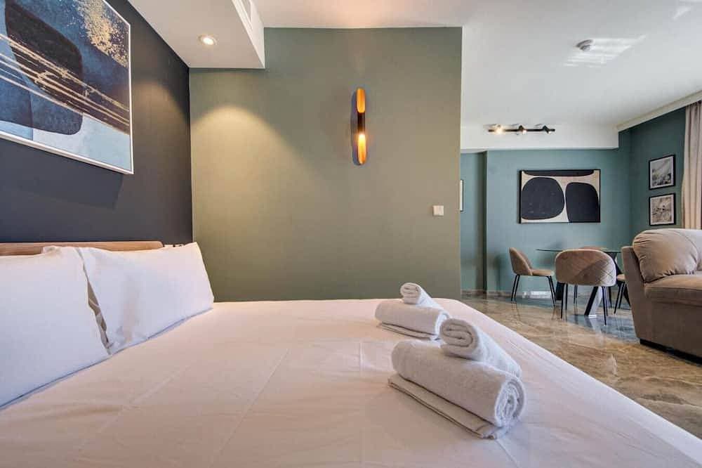 Foto 3 von 30: The Official Mercury Suite With Pool & Strong WIFI