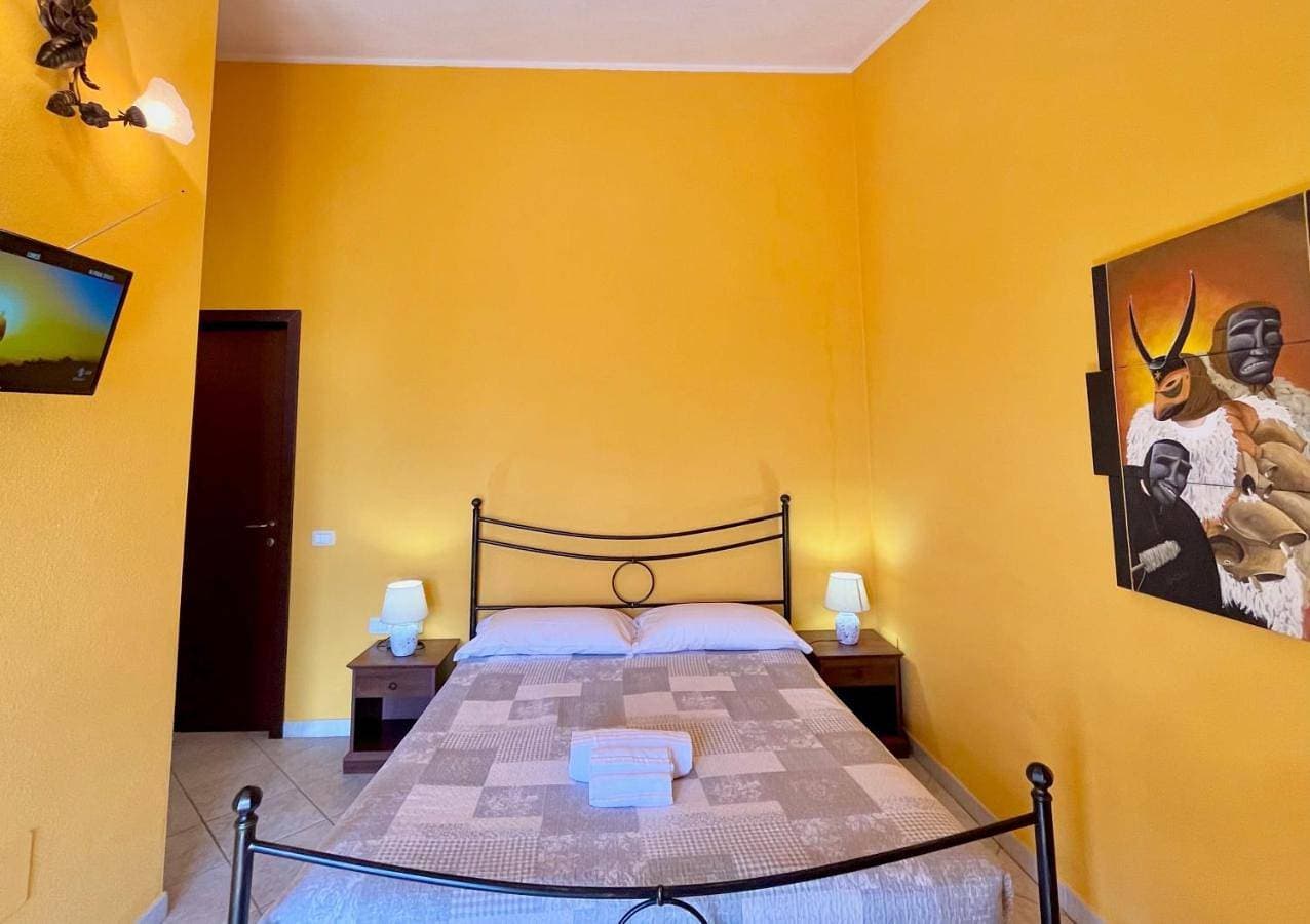 Foto 5 von 26: Double Room with Balcony