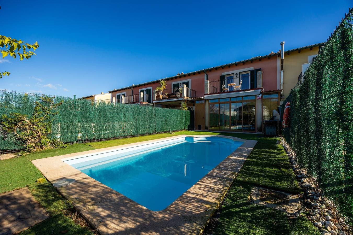 Foto 6 von 37: Chalet 'Llac D'alcudia' mit Seeblick, Wi-Fi und Klimaanlage