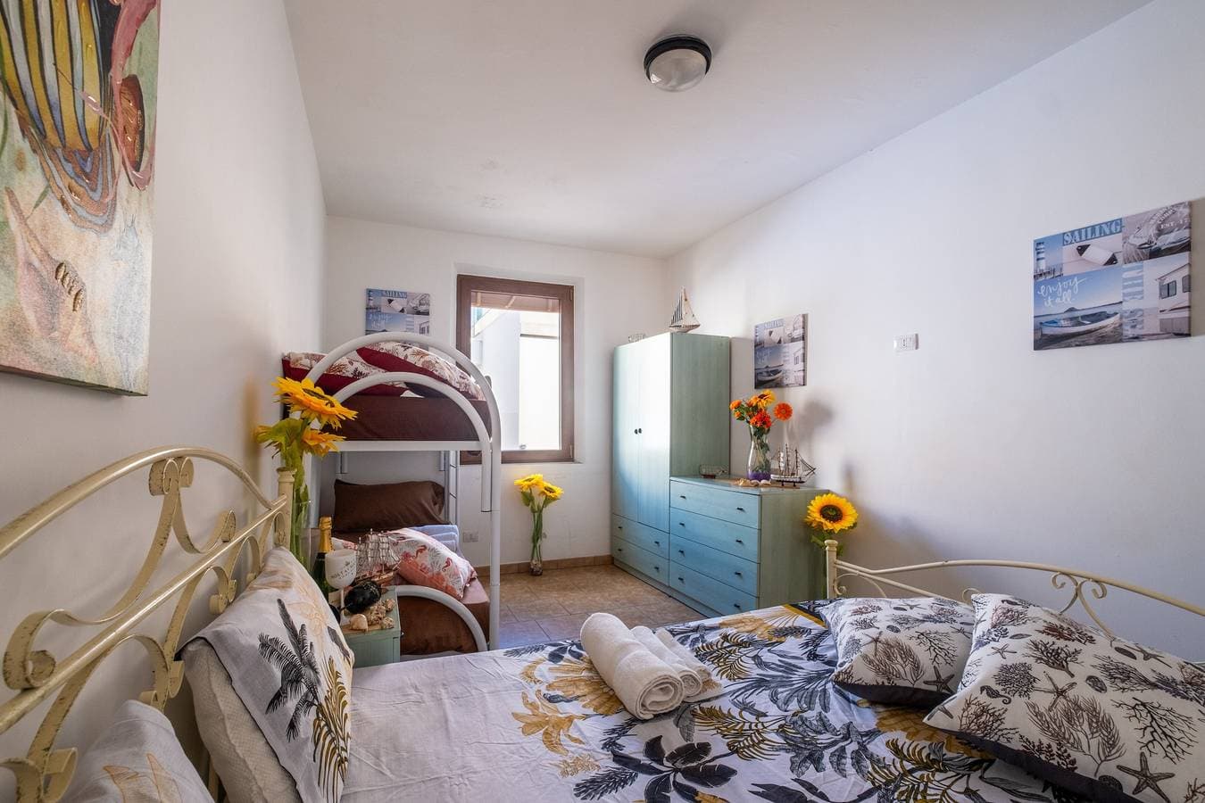 Foto 3 von 23: Ferienhaus 'On The Beach San Foca' mit Meerblick, Wi-Fi und Klimaanlage