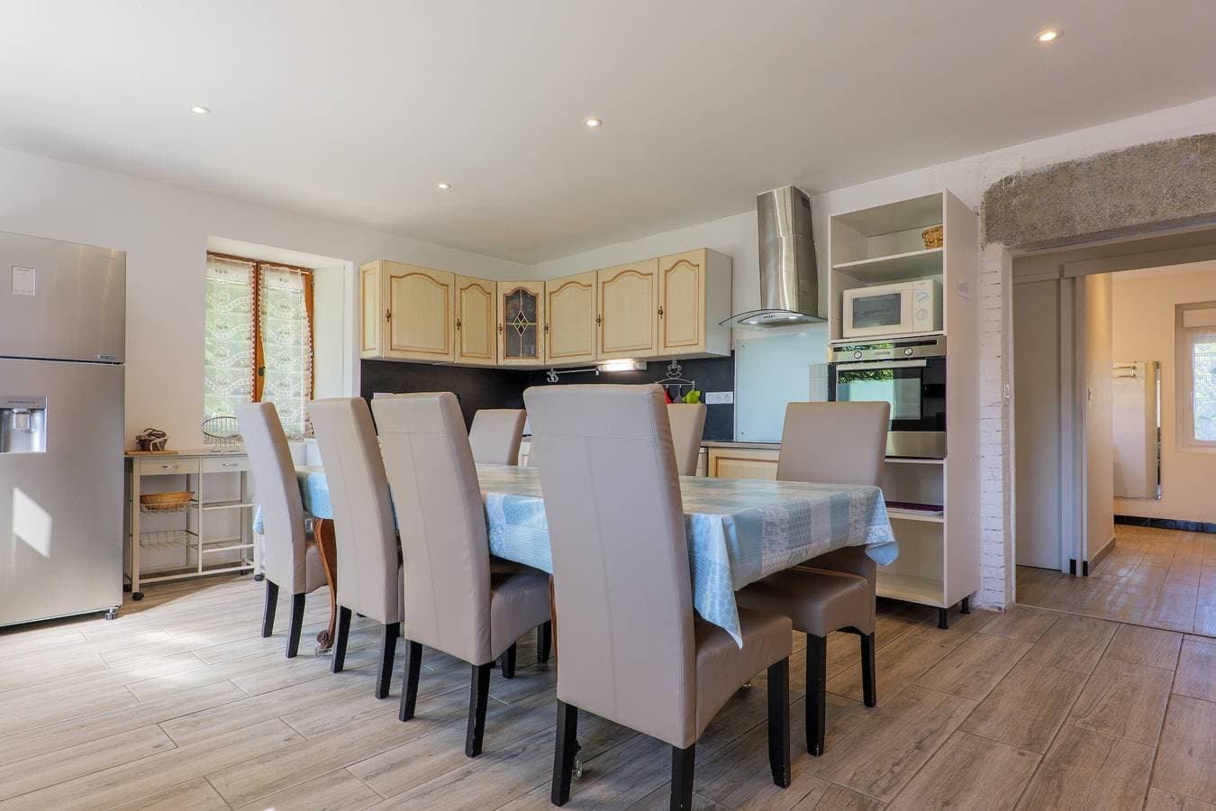 Foto 4 von 32: Villa „Gîte Le-joie“ mit Gemeinschaftspool, WLAN und Klimaanlage