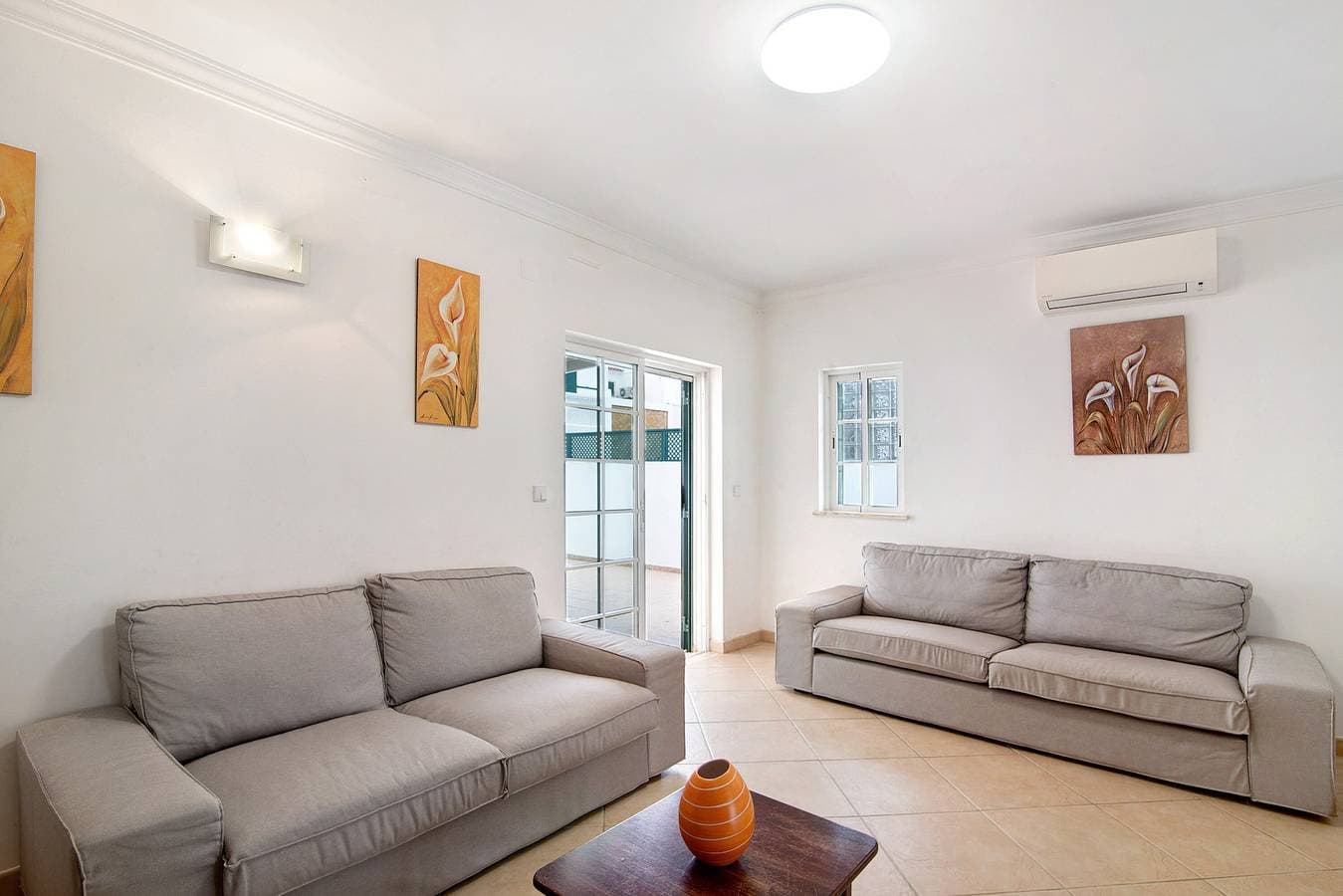 Foto 4 von 26: Ferienhaus 'Moradia Altura' mit privater Terrasse und Balkon