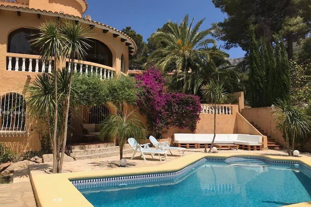 Foto 13 von 23: Wunderschöne freistehende Villa mit Pool am Montgo