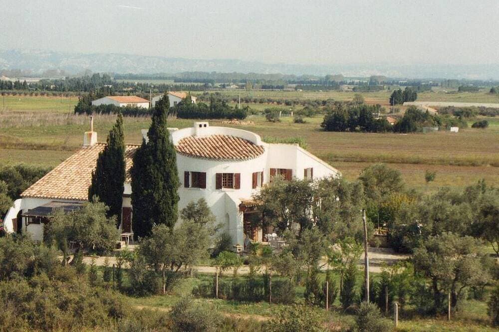 Foto 11 von 22: Ferienwohnung auf parkähnlichem Privatanwesen mit Pool bei Arles in der Provence