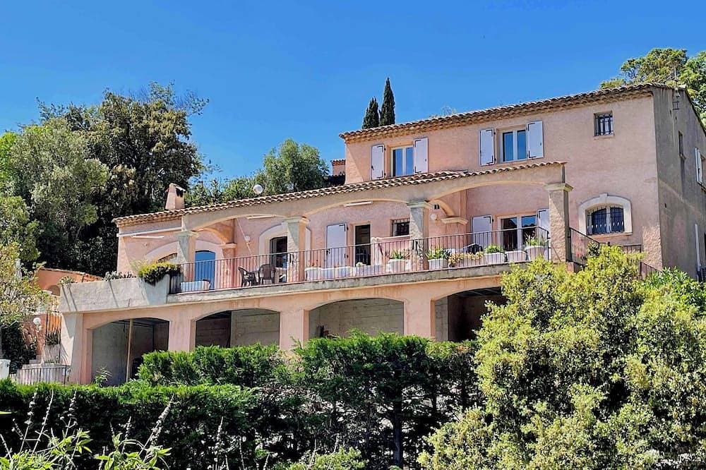 Foto 10 von 30: Seaside Villa With Pool - Perfect For Family & Friends