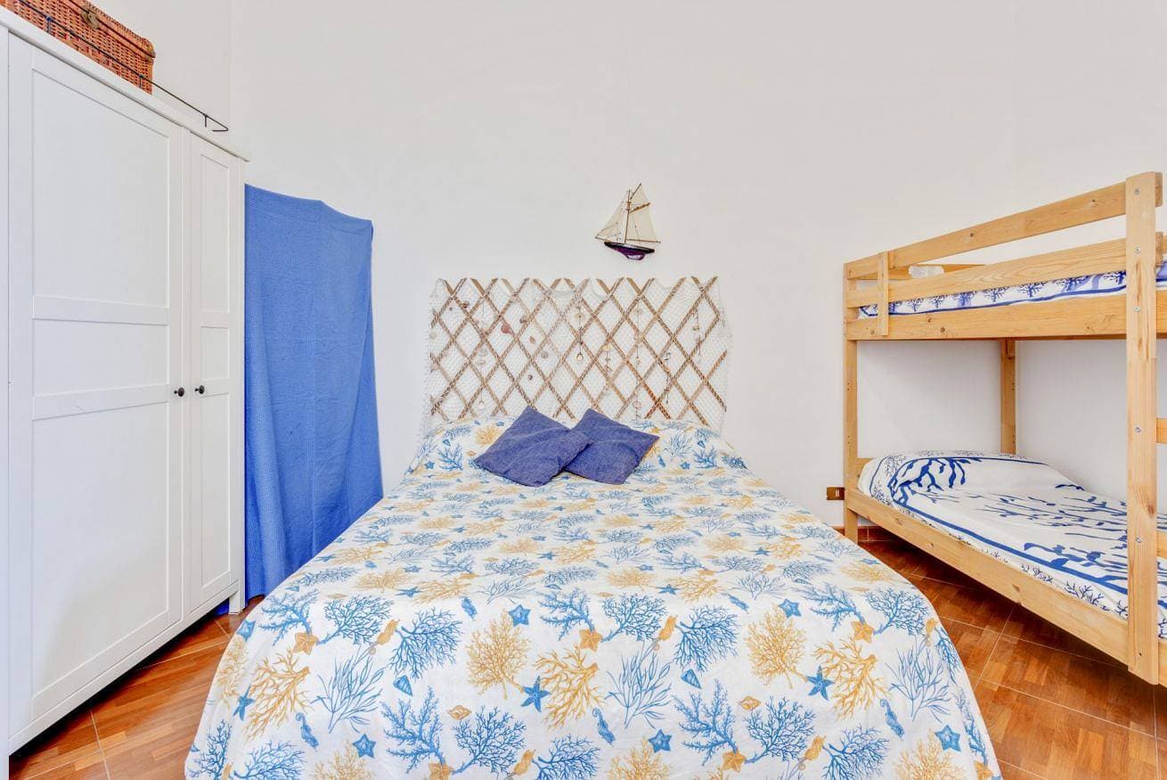 Foto 11 von 15: GuestHost -  Apt with balcony and sea view in Trapani!