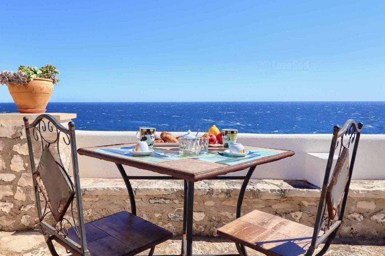 Foto 8 von 33: Ferienhaus für 4 Personen mit Terrasse