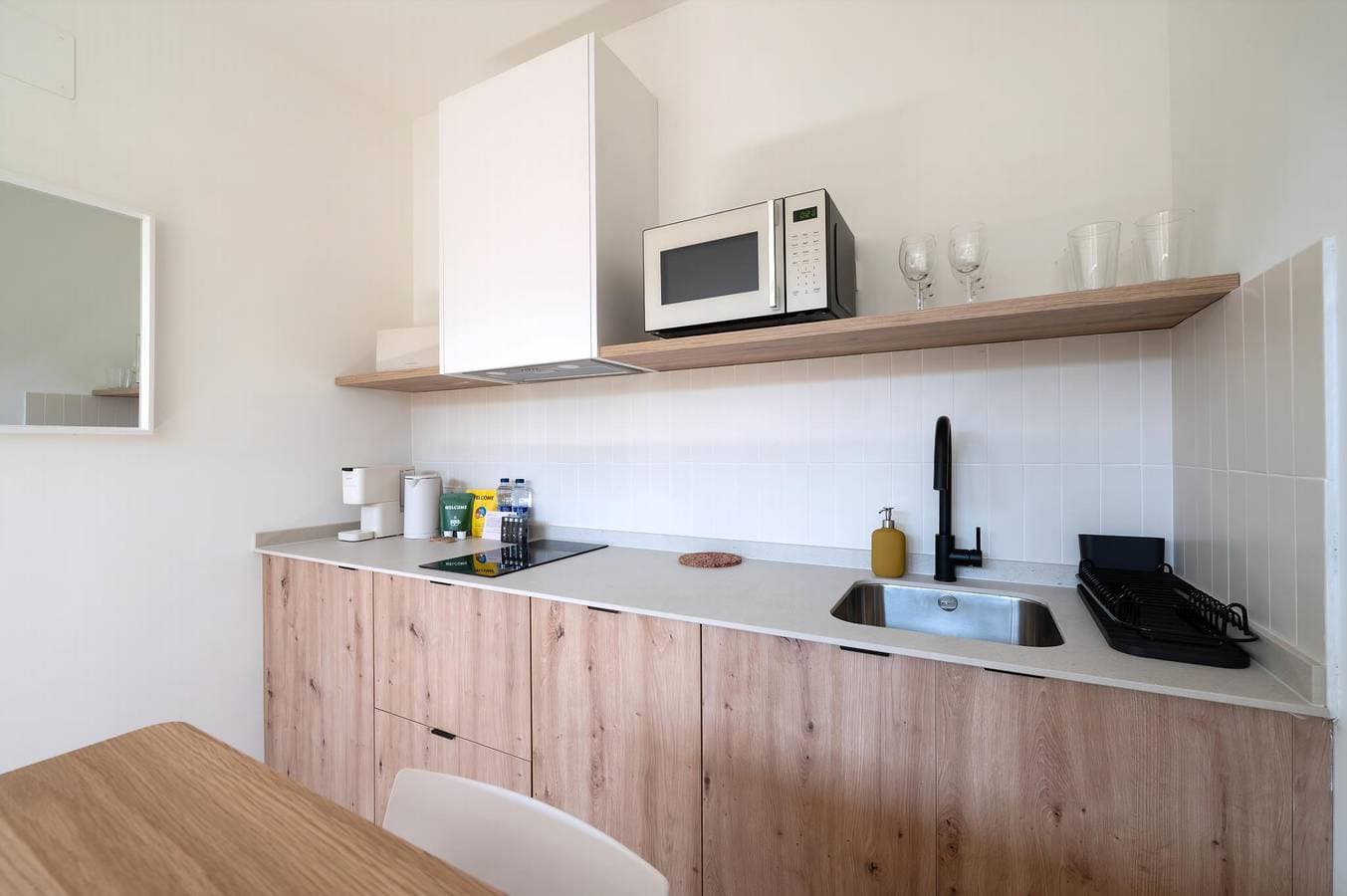 Foto 8 von 28: GuestReady - Estudio super acogedor en Madrid