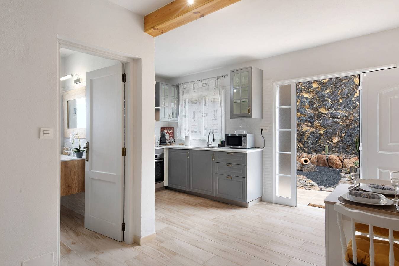 Foto 7 von 33: Ferienhaus 'Valista' mit Meerblick, privatem Pool und WLAN