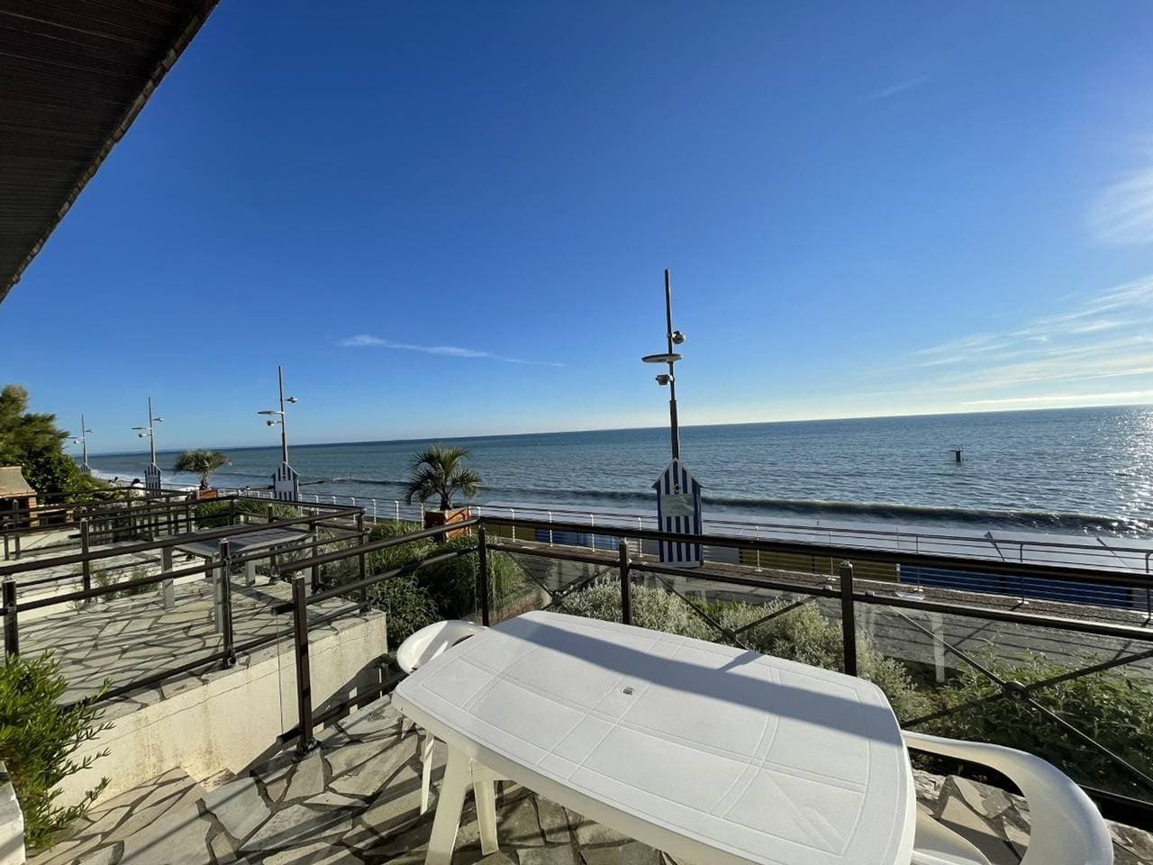 Duplex am Meer mit Terrasse und direktem Strandzugang 1