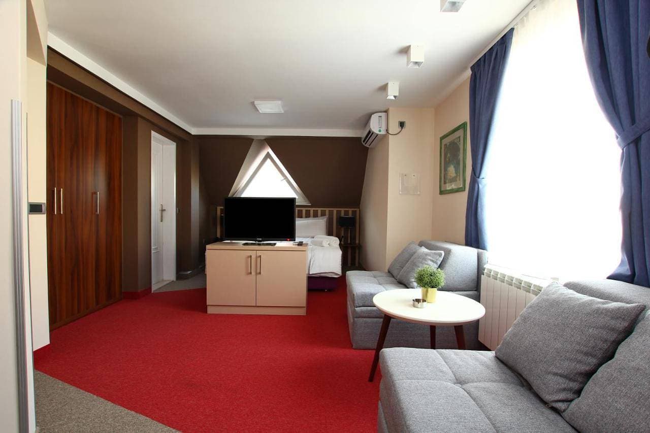 Foto 6 von 12: Suite